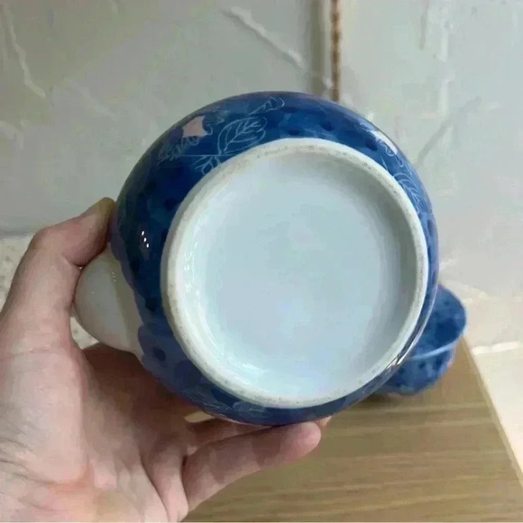 Japanese Tea Set with 2 tea cups & teapot blue floral ceramic porcelain - Picture 8 of 9